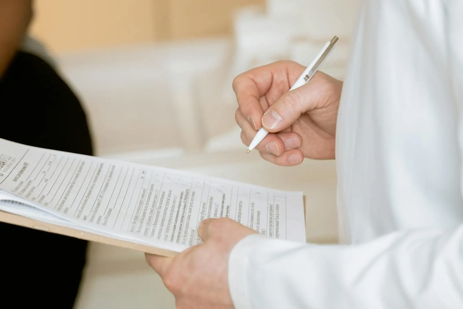 Medical record review and intake preparation for foreigners seeking healthcare in China